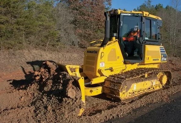 Komatsu D37ЕX